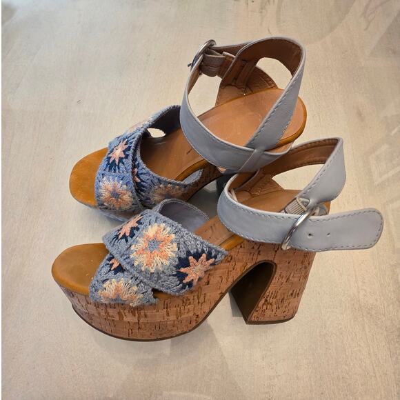 Sugar Shoes - SUGAR Women's Platform Crochet Heels SZ 7.5 Hippie 70's